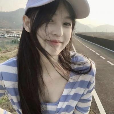 在此一群